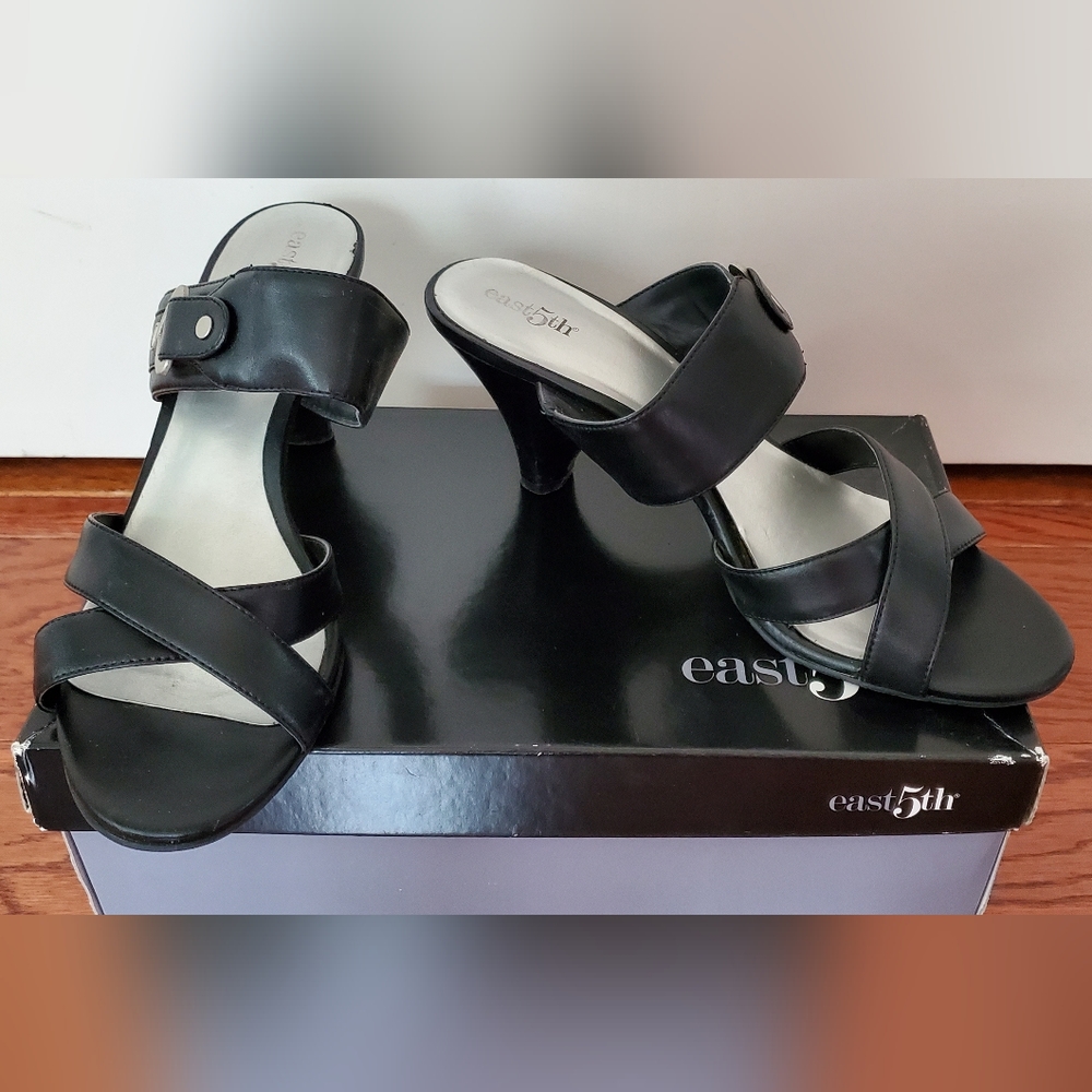 East 5th sandals